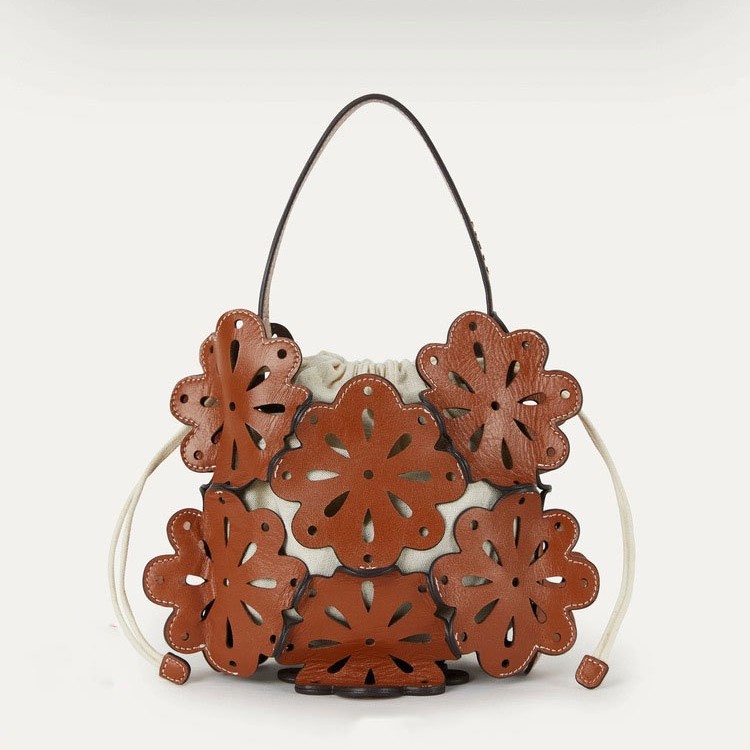 Bolsa Tote Feminina com Retalhos Florais Vazados, Bolsa de Ombro, Bolsa para Usar Sob o Braço, Novo Estilo, Malas e Bolsas de Nicho_voghion.com