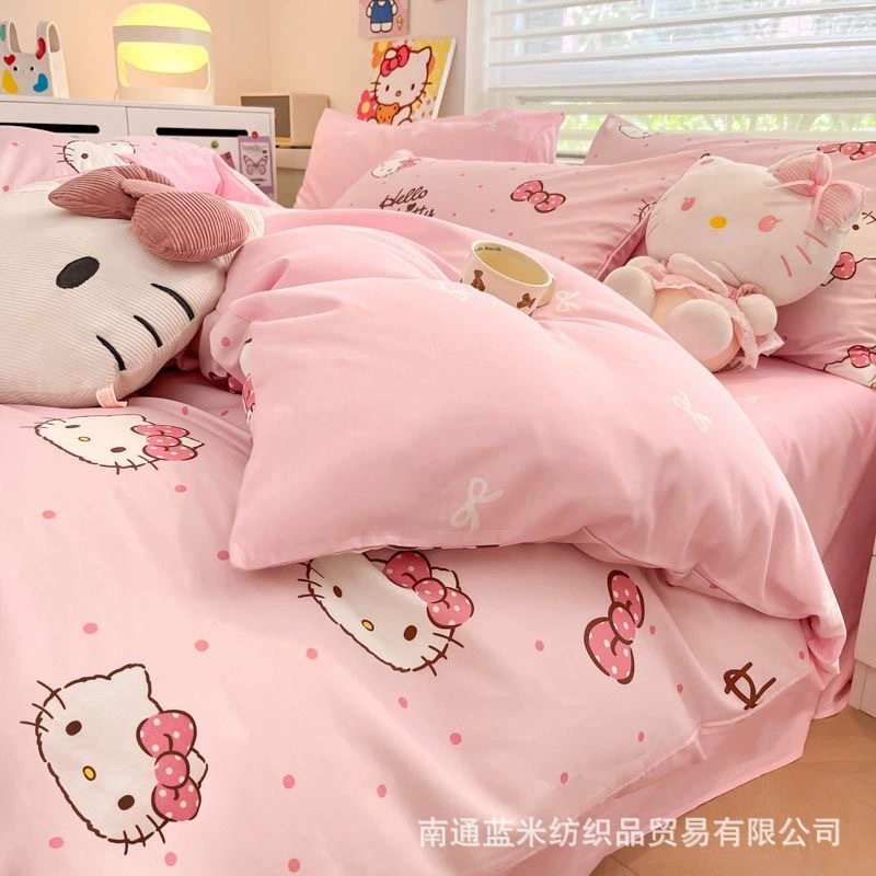 Набор простыней (Hello Kitty) 3–4 предмета, разные принты, размеры 150/180/200/120/150 см