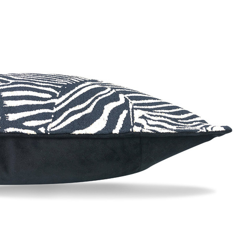 New Ins-style black and white animal print shaggy sofa cushion cover for bedroom sample room square throw pillow