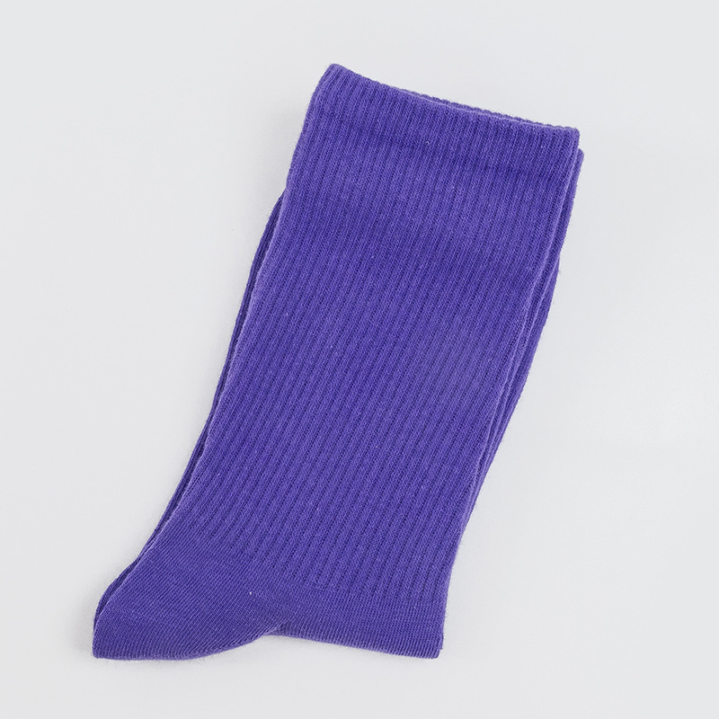 Calcetines de mujer para primavera y otoño, calcetines de algodón de color liso, versátiles y a la moda, calcetines holgados, calcetines de longitud media, calcetines deportivos que absorben el sudor, venta al por mayor.