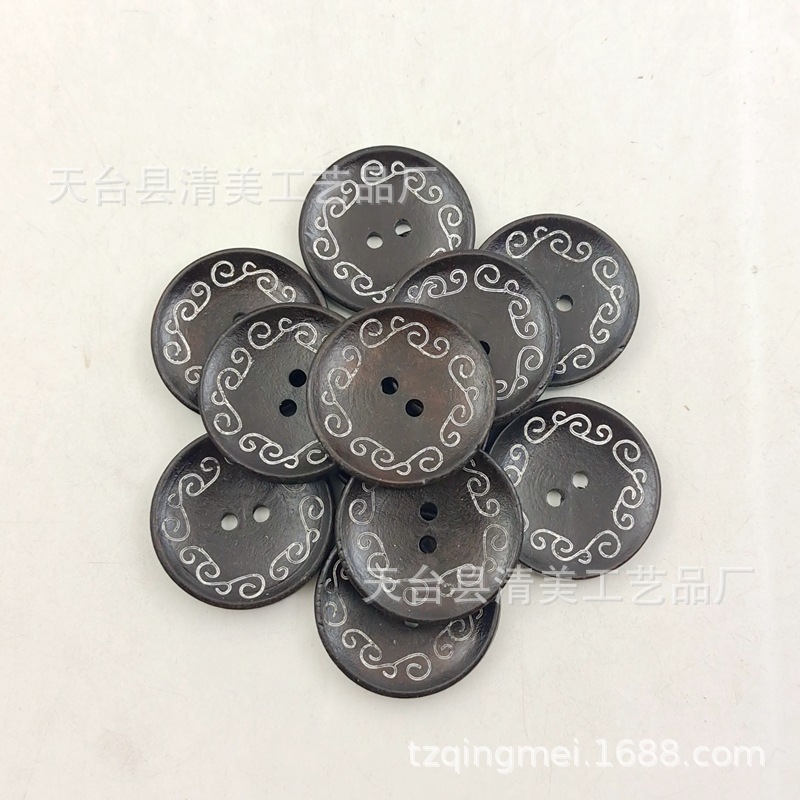 Botones de madera de 30mm patrón de flores negras artesanías de madera botones DIY botones decorativos de dos ojos 50 piezas un paquete