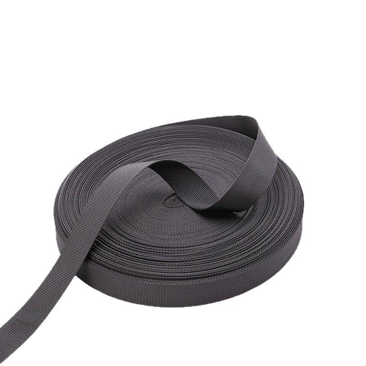 Correas de nylon engrosado de tejido denso disponibles en stock, correas para mochilas, cinturones de seguridad para automóviles, correas de nylon imitación con patrón de espiga.