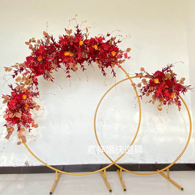 2020 new pattern Wedding celebration Iron art ring background Single pole arch Anthurium outdoors Lawn wedding Shelf