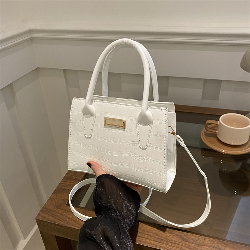 Bolsos transfronterizos Bolsos de mujer de viaje de alta gama 2024 nuevo bolso de trabajo de moda coreana de moda bolso de mensajero de hombro