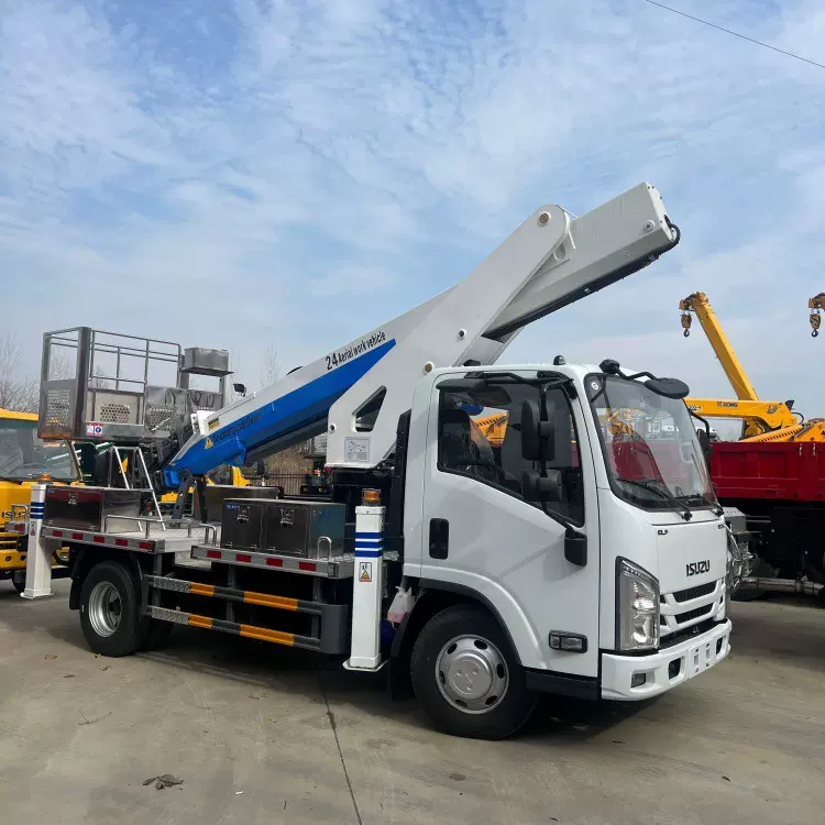 【程力集团】高空作业车出口高空作业平台Aerial work platform