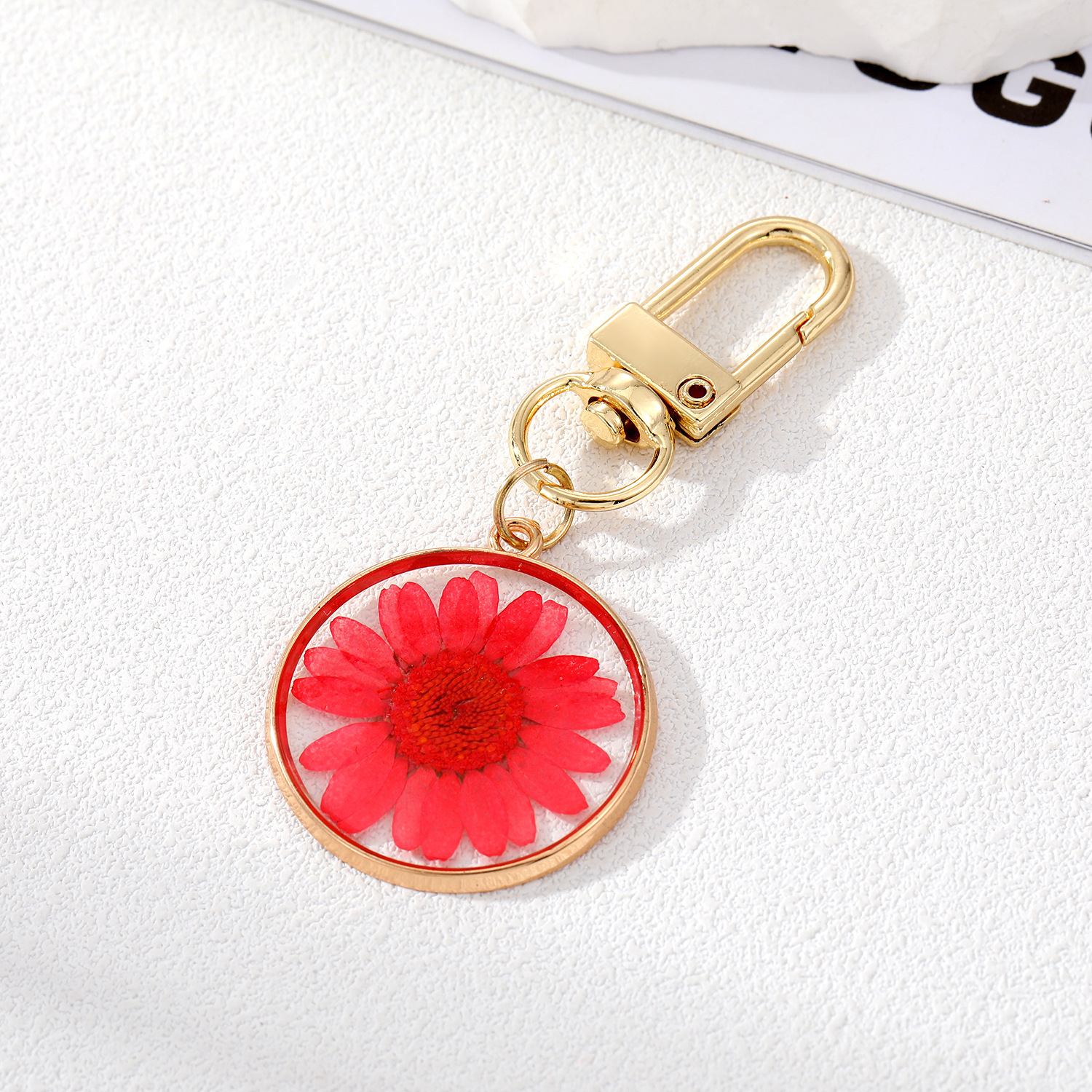 15g Weight Keychain Classification 1 Piece Quantity Daily Occasion Alloy Material Flower Pattern Women'S Gender Epoxy Design Pastoral Style Pastoral Flower Alloy Epoxy Women's Keychain 1 Piece 7