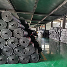 黑色阻燃橡塑海綿板工業管道保溫降噪隔音板30mm空調風管橡塑板