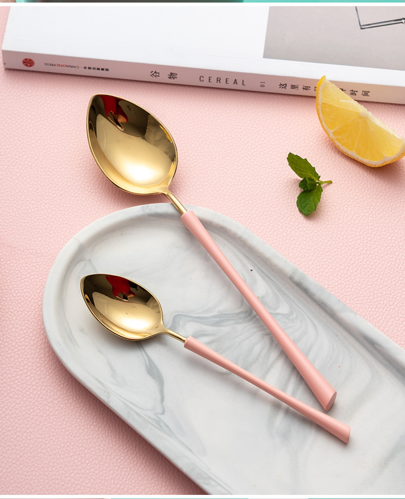 O1CN01lFUyyM25RaHQGdgCr_!!1852