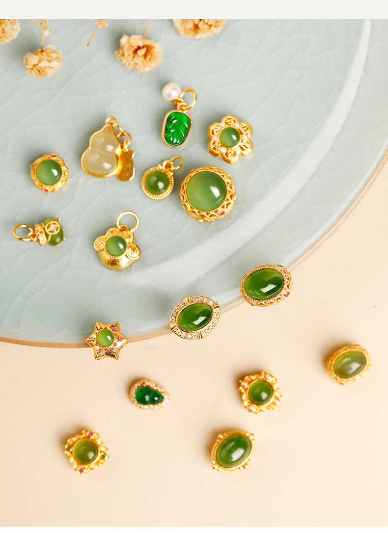 Inlaid Hetian jade accessories, hollow DIY spacer beads, pendant bead design accessories, hand jewelry, jadeite leaf through-hole ornament