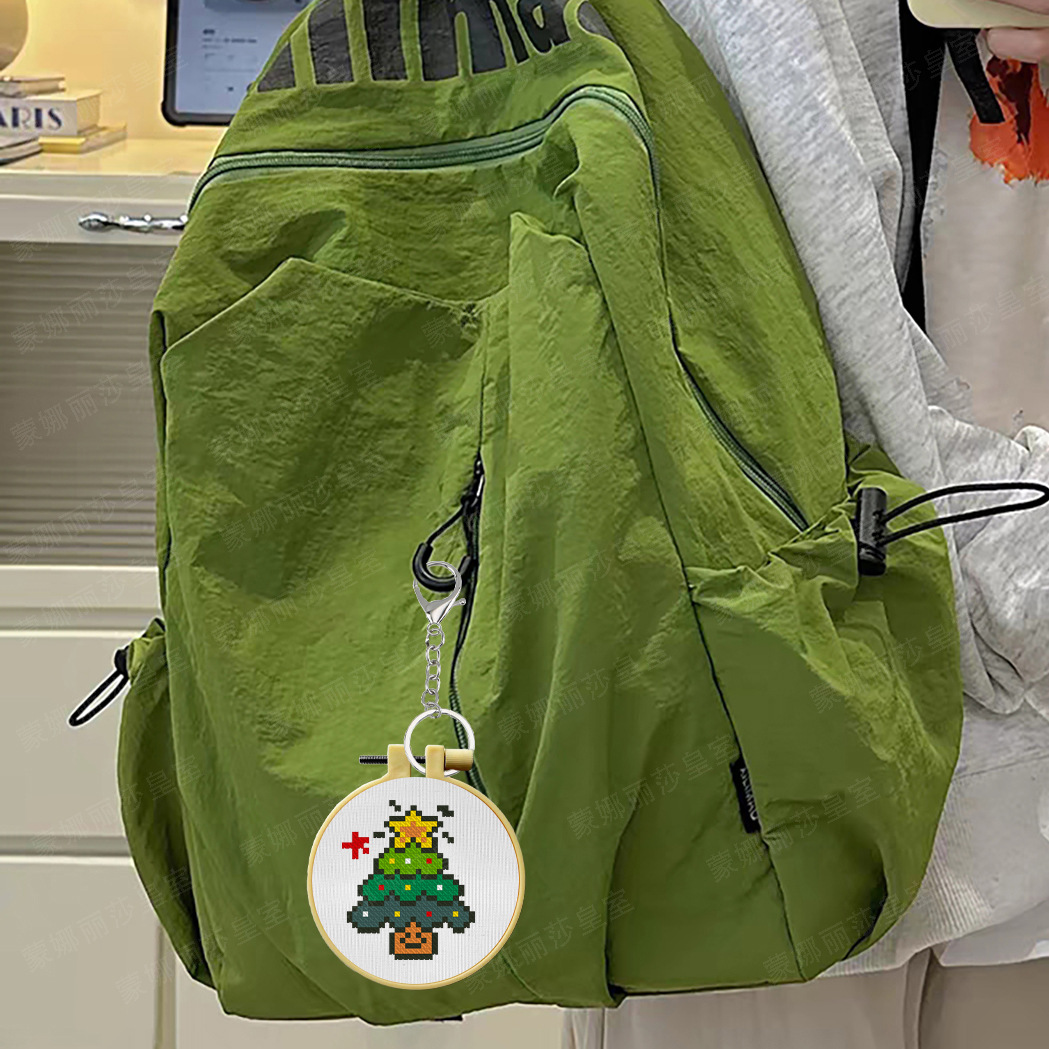 Nuevos productos transfronterizos de bordado cruzado de navidad llavero material paquete DIY niños bordados cruzados a mano bordados de bordado