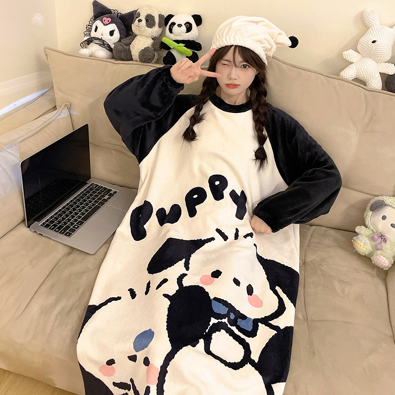 法兰绒女童睡裙2024新款秋冬季保暖可爱卡通珊瑚绒宝宝女孩家居服