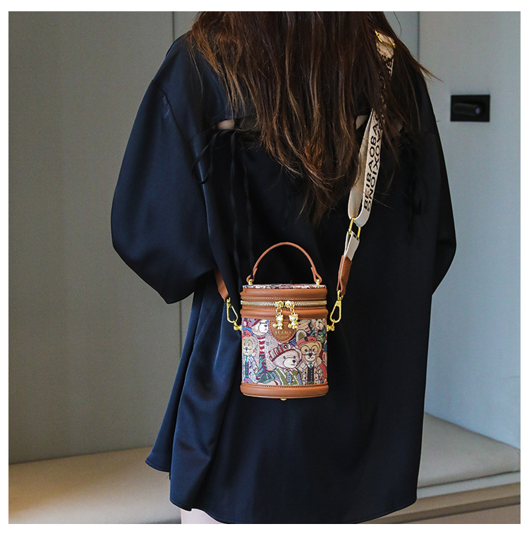 Women's Bag high end hand held bucket bag niche design shoulder crossbody_voghion.com
