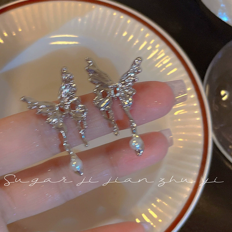 Серебряные серьги-крылья, маленькая дизайнерская бабочка-капля, без пирсинга, трендовые серьги