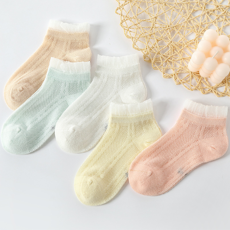 have cash less than that is registered in the accounts Lace lace children Socks pinkycolor cotton material ventilation Mesh Tongwa Spring and summer girl Baby Socks