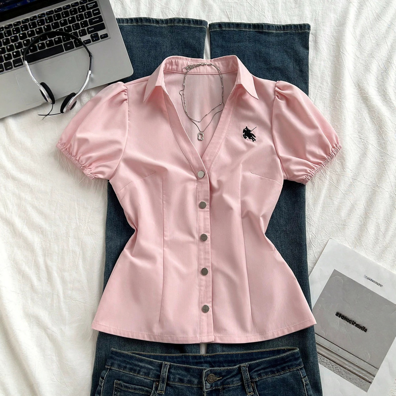Summer slim-fit V-neck shirt, figure-flattering short-sleeve top for stylish girls, sweet solid color top