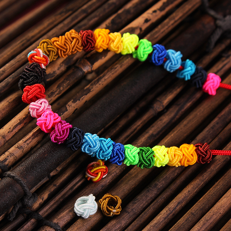 Venta al por mayor piña hebilla DIY material hecho a mano piña nudo chino nudo accesorios 6mm nylon piña nudo bolsa hebilla