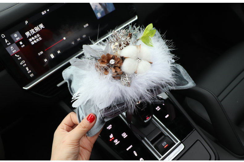 Cottonwood Bamboo Charcoal Car Fragrance Sachet for Odor Removal, Creative and High-End Car Interior Decoration Ornament