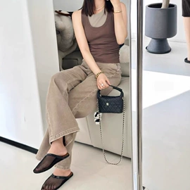 女式T恤;女式针织衫;女式牛仔裤
