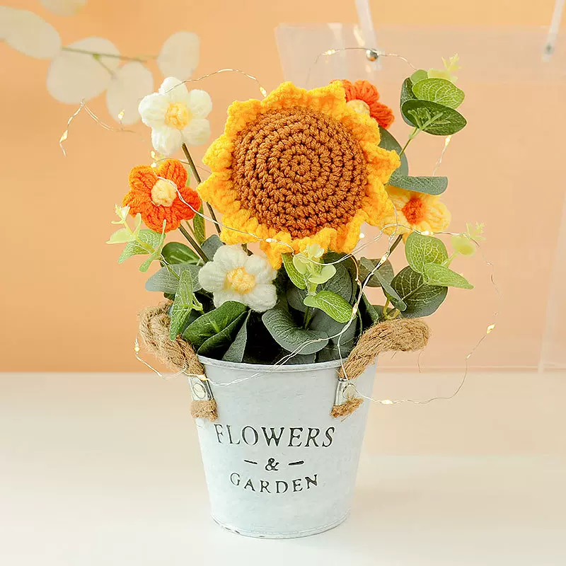 跨境手工毛线针织花束抱抱桶编织花成品七夕情人节生日礼物送女友