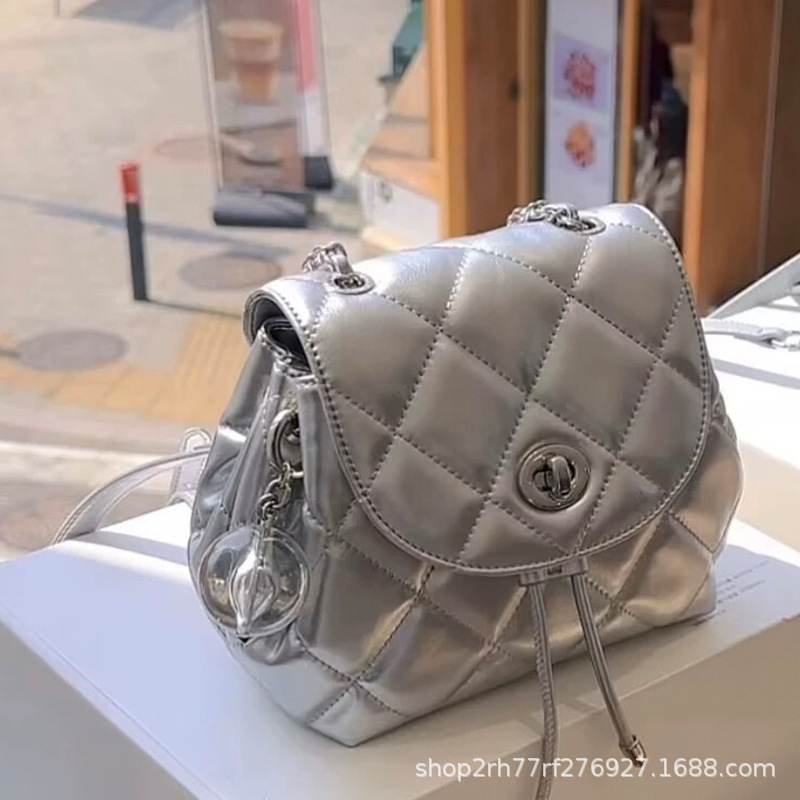 FERIA silver Backpack 2024 New South Korea Niche Brand High-grade Rhomboid Backpack All-match Shoulder Bag for Women