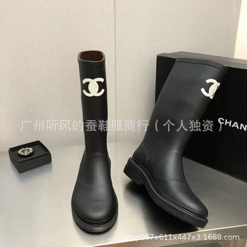 时尚小香风不过膝长靴女中长筒骑士靴厚底黑色高筒中古风橡胶雨靴|undefined