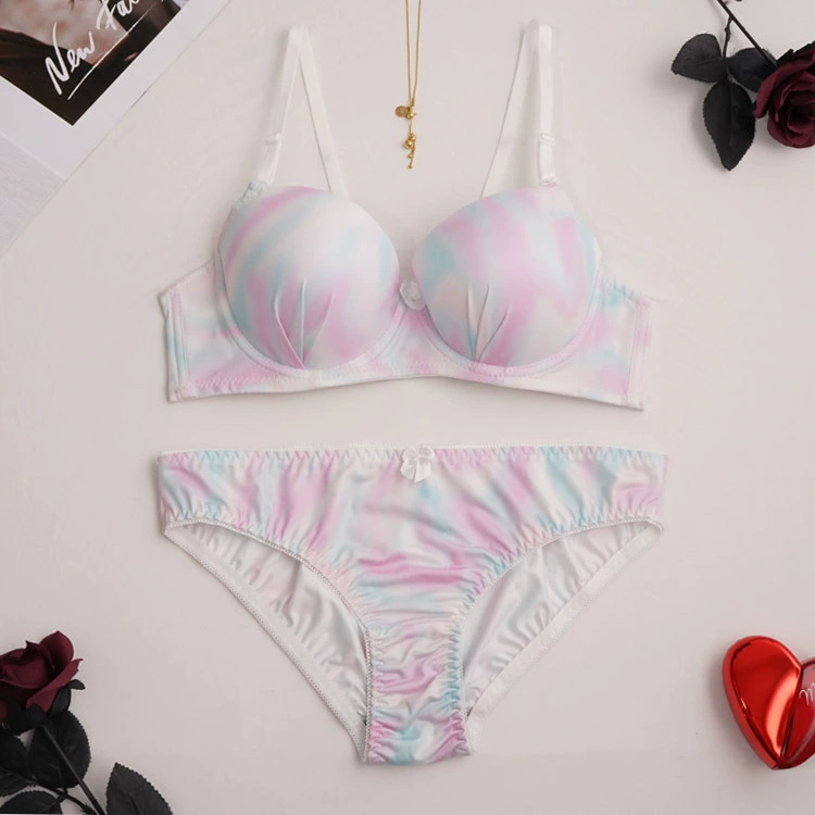 Европейский трансграничный комплект нижнего белья