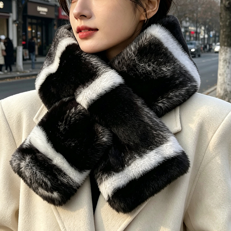 2026 new style faux rabbit fur gradient scarf, double-sided, fleece-lined, thickened for warmth, neck protection, and cold weather, with a crossover design