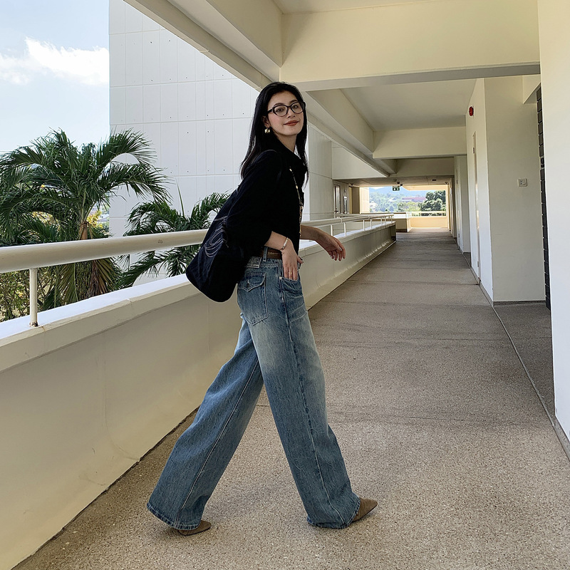 2026 Spring New Arrivals: American Retro Low-Waist Washed Loose Straight-Leg Jeans with Embroidered Design 2026 Spring New Arrivals: American Retro Low-Waist Washed Loose Straight-Leg Jeans with Embroidered Design