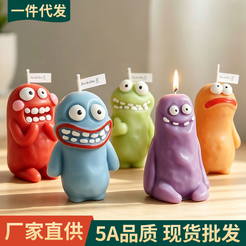 Earth Monster: Adornos pequeños y originales, regalos creativos, regalos aromáticos para cumpleaños, recuerdos, velas de aromaterapia transfronterizas, personalización.