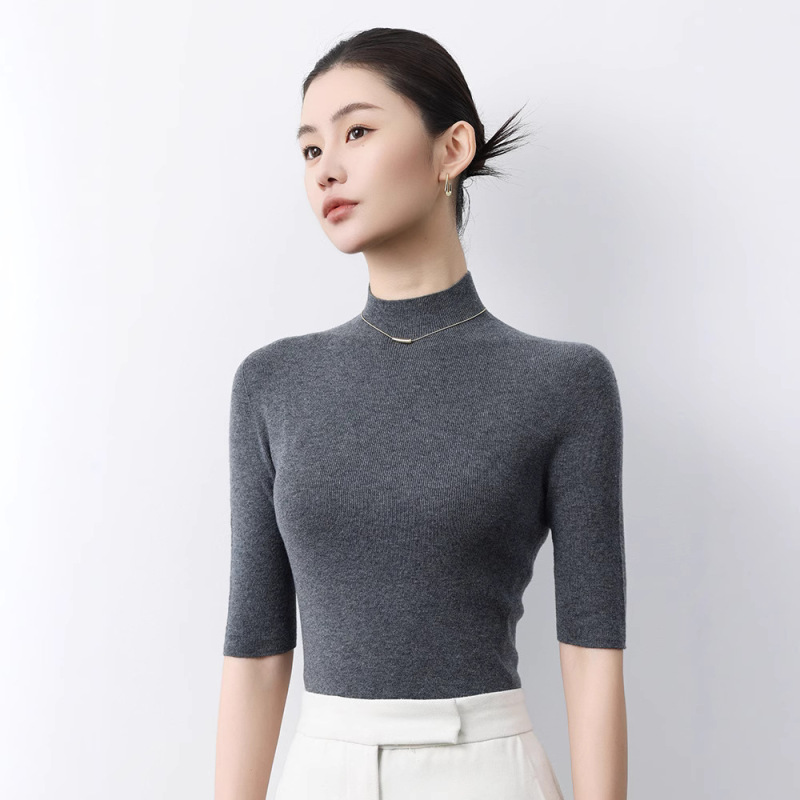 Seamless Half-Turtleneck Fine-Spun Short-Sleeve Wool Sweater for Women, Spring and Autumn Slim-Fit Base Layer with Ribbed Design