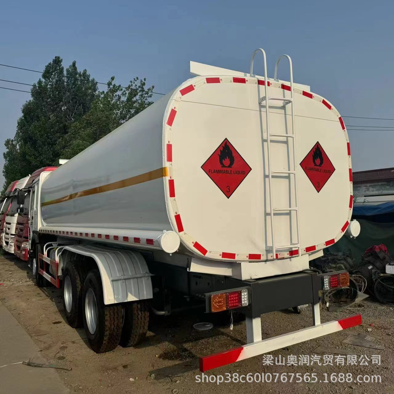 重汽豪沃6*4柴油汽油移动加油车 20方运输液罐车 不锈钢油罐车