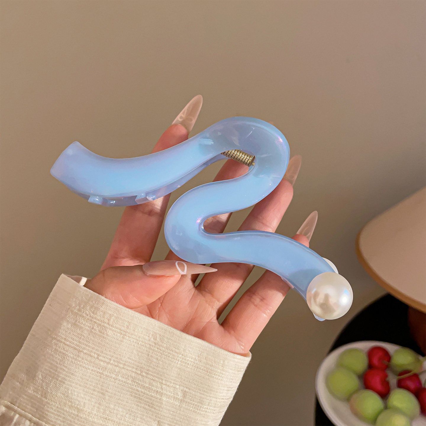 18# blue - mermaid wave claw clip, approximately 13cm long