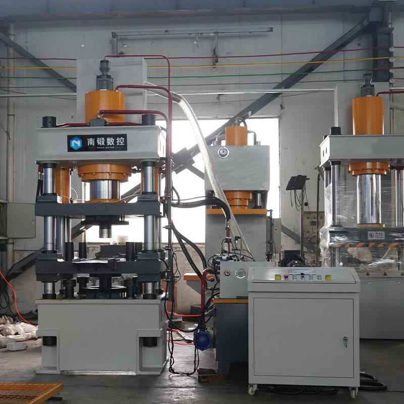 200吨电器行业液压机  200T陶瓷粉末成型压力机 四梁四柱油压机