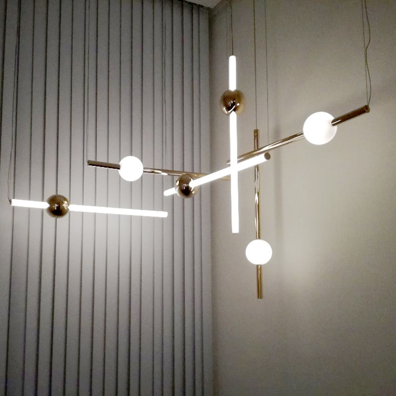 Casa de lámpara de cama combinada luminosa simple dormitorio comedor esfera de luz diseñador de casa modelo moderna