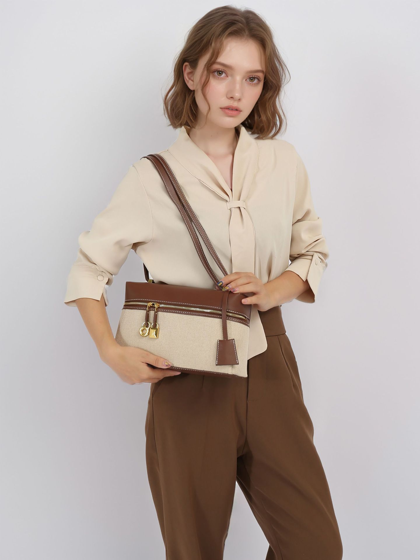 Minimalist Düzbucaqlı Kətan Çiyin Çantası və Crossbody Model