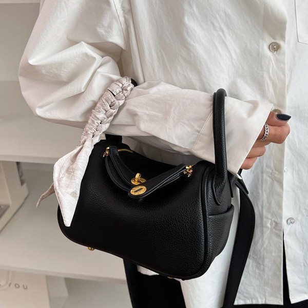 Cross-Border Niche Design Crossbody Bag For Women 2026 New Arrival Luxury Vintage Doctor Bag Versatile Commuter Handbag Trendy - Thumbnail 2