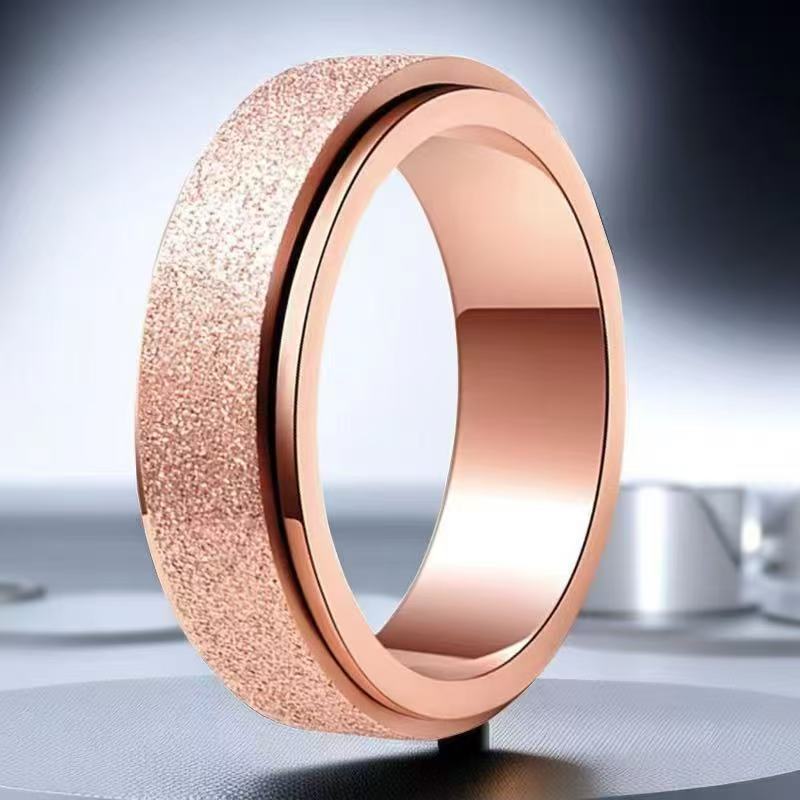 Anillo de acero inoxidable que no se desvanece ins moda masculina giratoria anillo de acero de titanio de nicho frío de los hombres liso