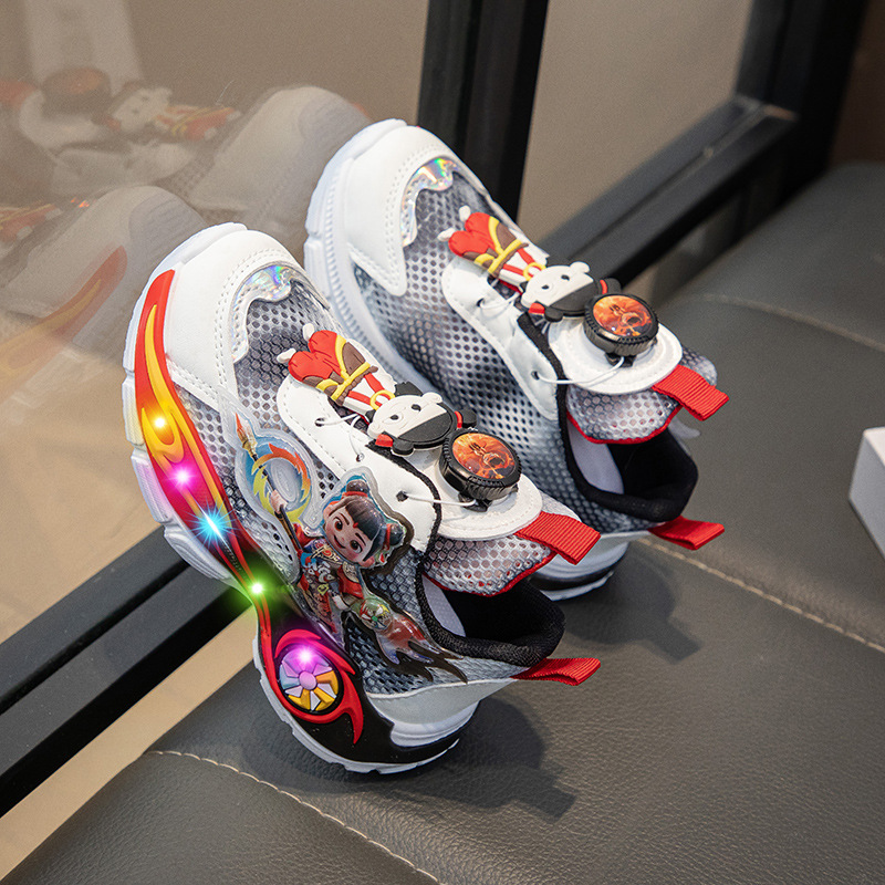 Zapatos deportivos para niños lindos y luminosos 2025 primavera nuevo estilo niños y niñas