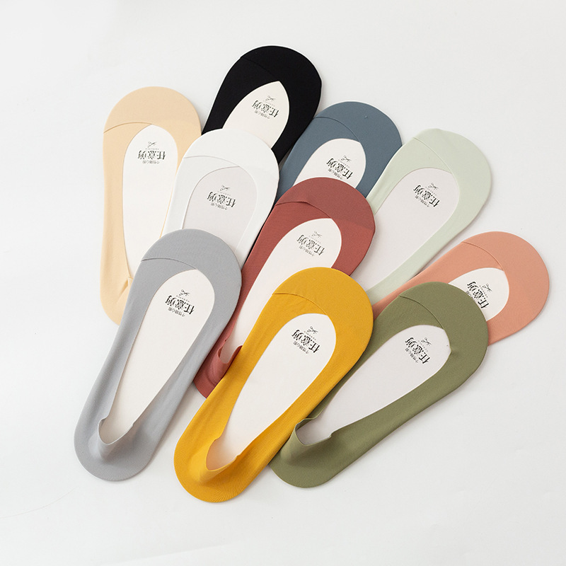 Spring and Summer Any Cut Ice Silk Silicone Non-Slip Invisible Korean Style Shallow Women's Socks Japanese Solid Color Boat Socks Thin Women's Socks