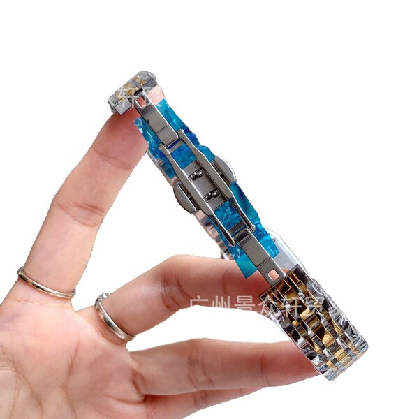 Classic retro square quartz steel belt
