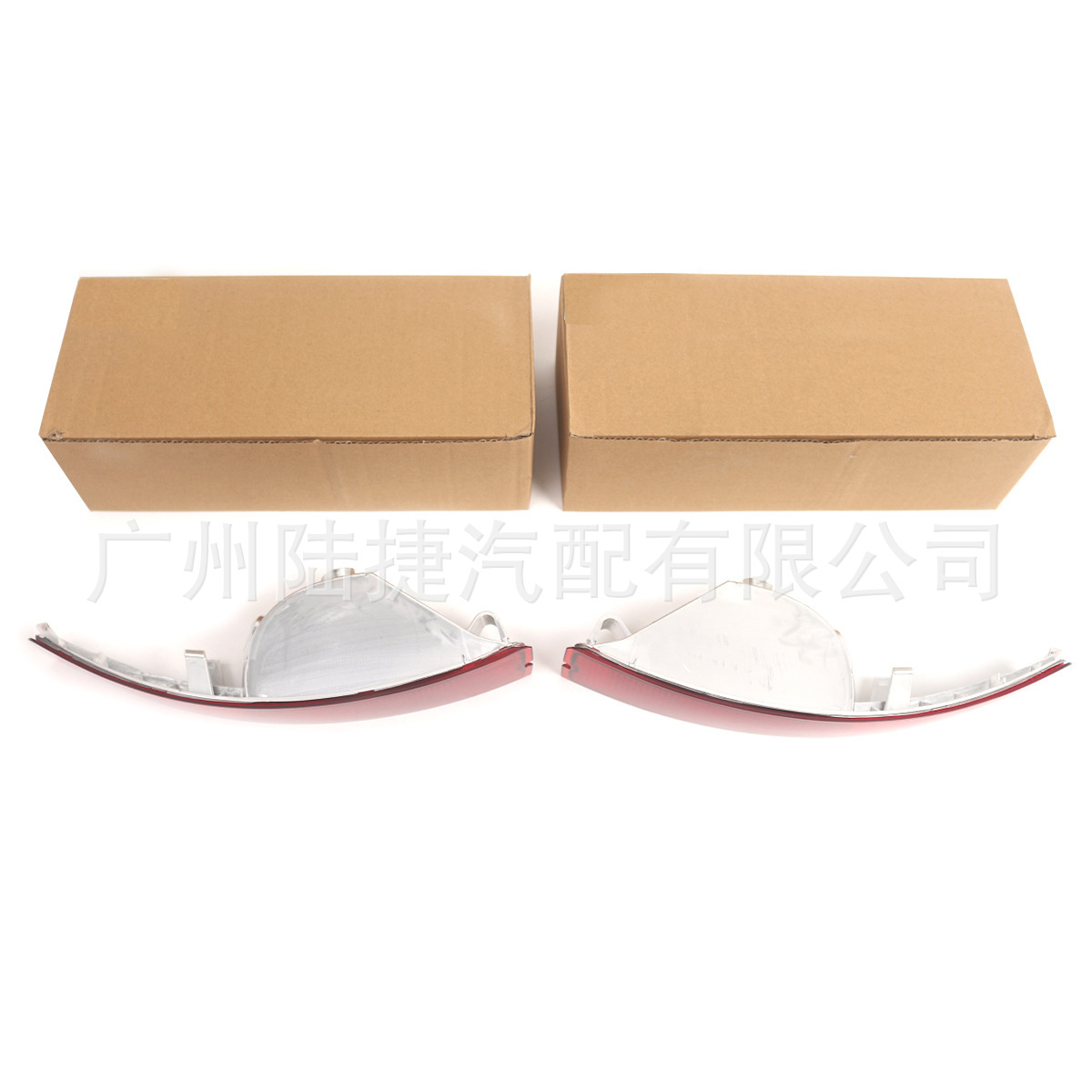 Suitable for Volvo XC90 07-15 rear bumper lights and rear fog lights, part number 31111185, 31213647, sold as a pair