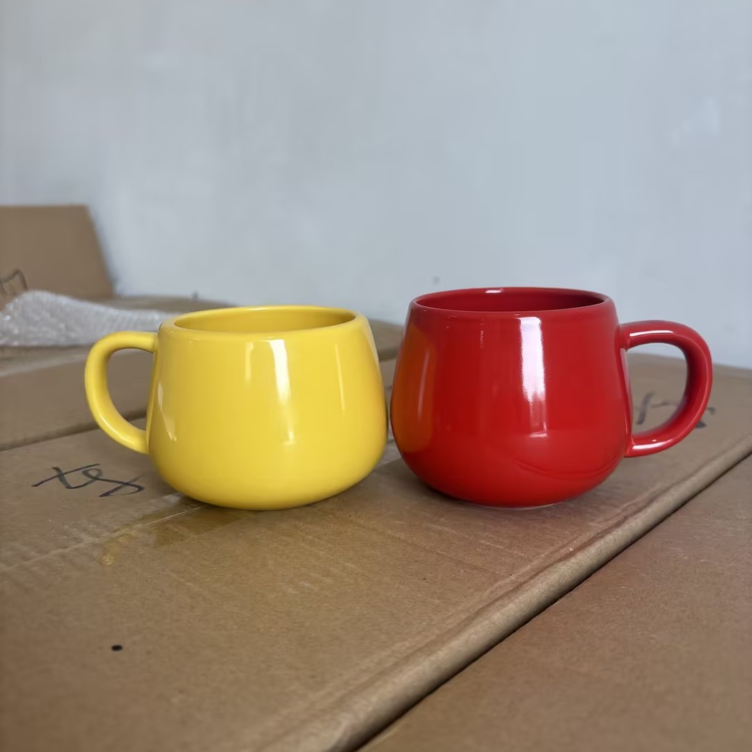 Fabricantes de tazas de marca LOGO tazas de recubrimiento personalizadas publicidad personalizada tazas de regalo de cerámica de hotel comercio exterior al por mayor