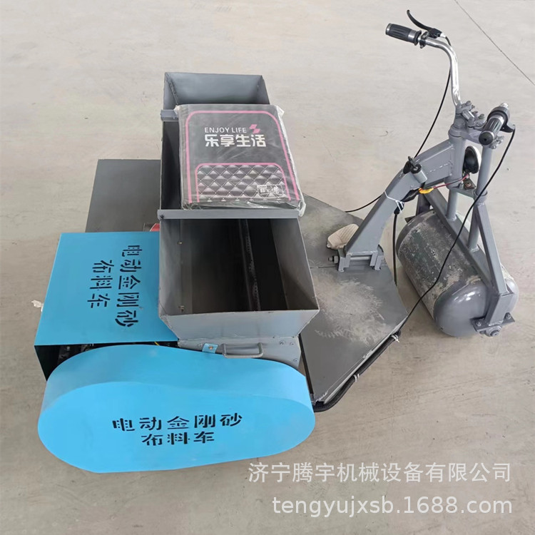 可出口手推电动金刚砂布料机座驾式金刚砂布料机手推金刚砂撒布机