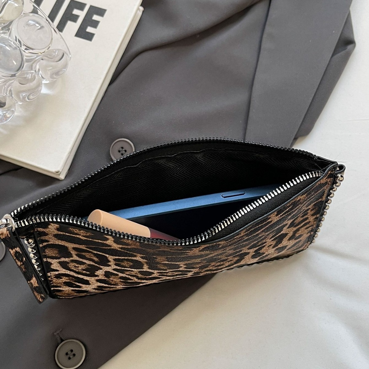Bolso bandolera nuevo transfronterizo versátil y casual, para la axila, bolso de mujer simple con estilo occidental, diseño de nicho, bolso de cadena, bolso de mano de moda