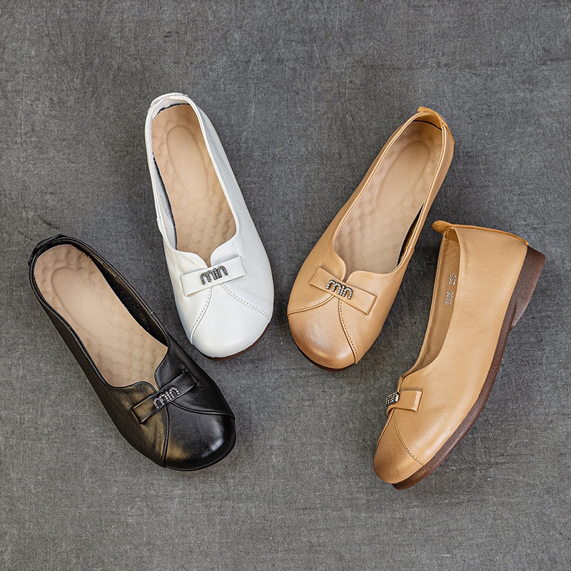 真皮奶奶鞋女平底软皮2025秋季一脚蹬软底妈妈小皮鞋单鞋豆豆女鞋