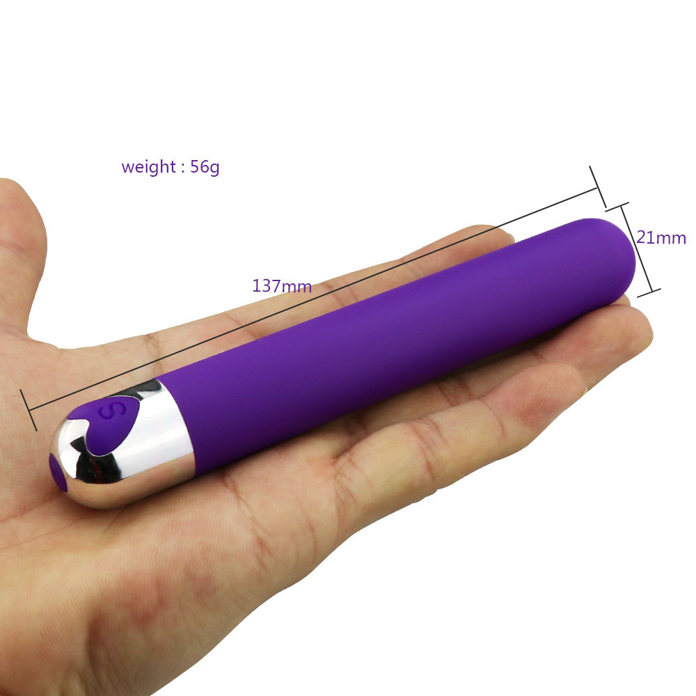 Rechargeable Long Bullet Vibrator with ABS and Silicone Body, Rose Red — detail image 2
