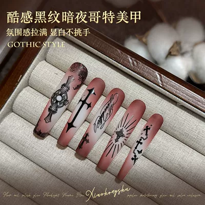 Nail art cross gothic: Dırnaq bəzəkləri