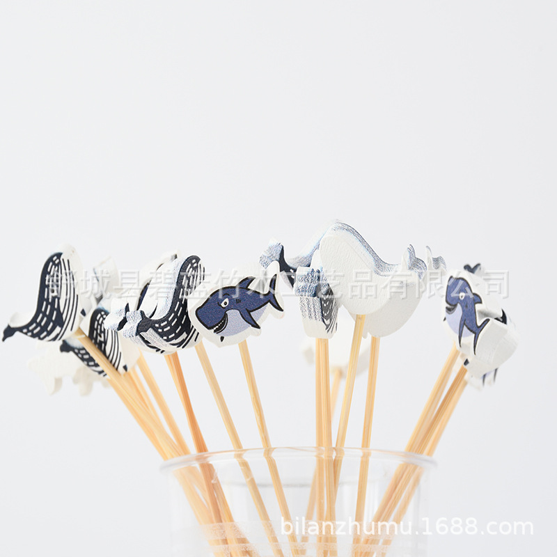 Fabricantes de animales marinos al por mayor bambú stick stick de dibujos animados de fruta stick de bambú desechable stick de postre creativo de fantasía stick