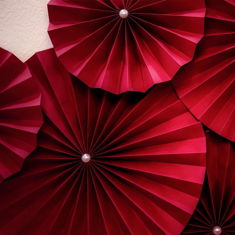 2026 New Year Red Origami Fan Decoration Chinese Paper Fan Flower Window Display Garland Hanging Fan-Shaped Photo Props