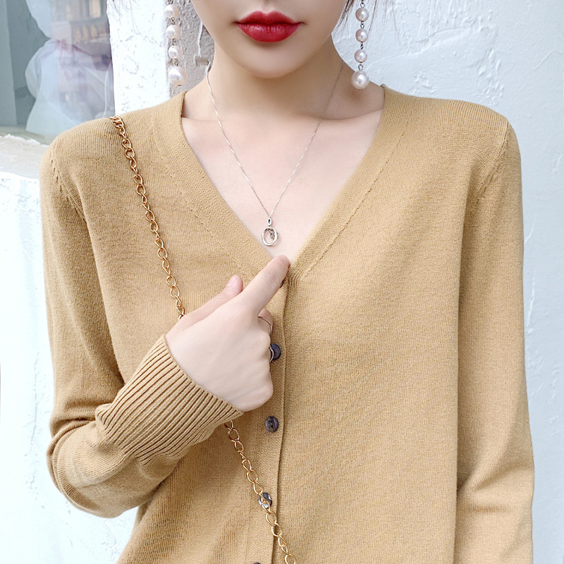 24 New Autumn and Winter V Neck Wool Cardigan Women's Cashmere Sweater Loose Large Size Knitted Jacket Thin Short Outer Sweater